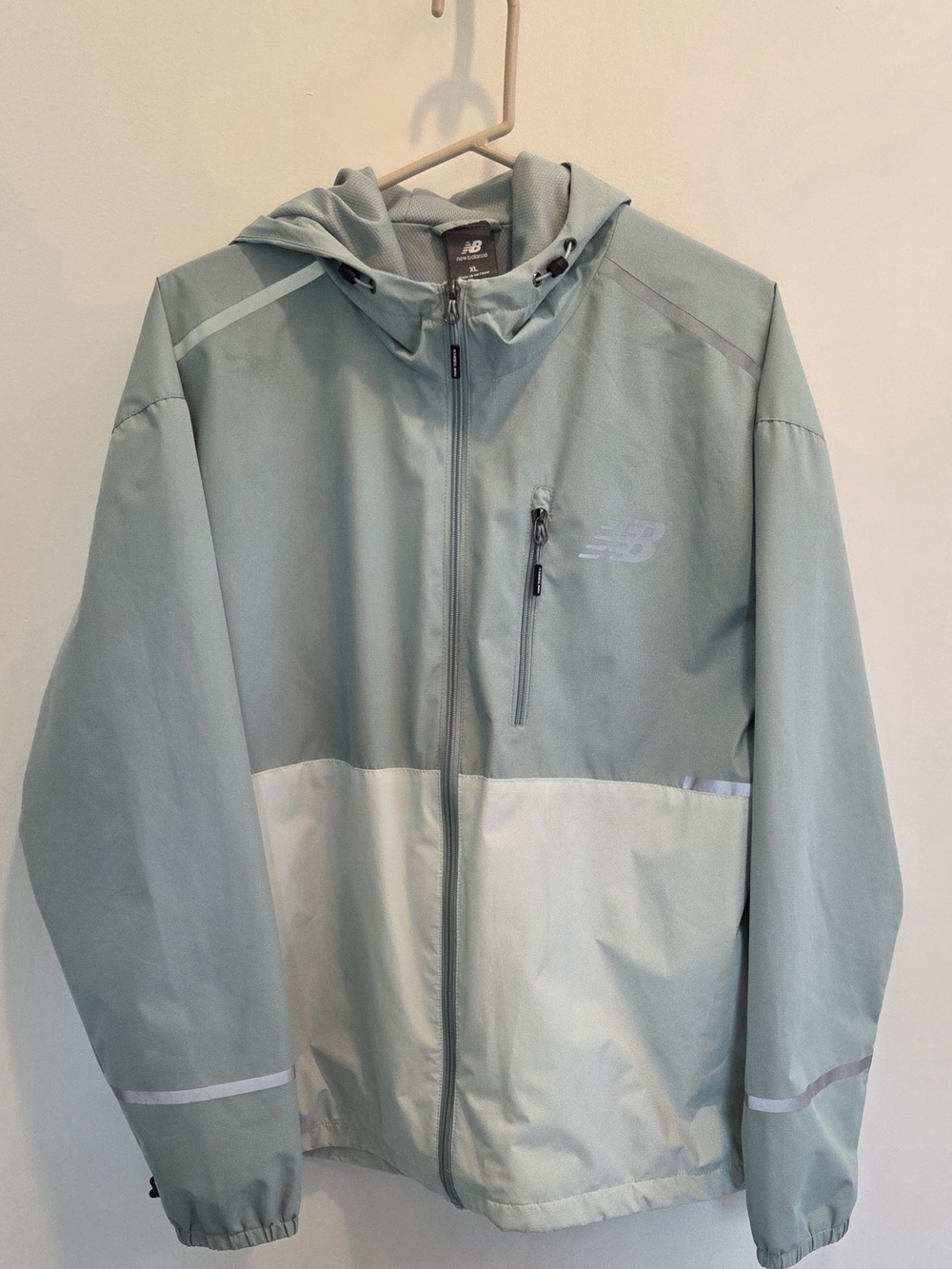 New Balance Men's Seafoam Green Mist Colorblock Hooded Windbreaker Jacket